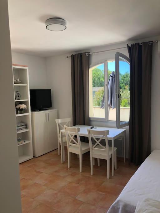Appartement Dans Bastide A Saint Remy De Provence 外观 照片